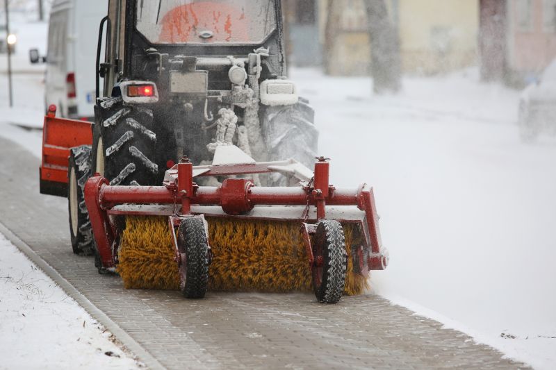 Inside Brush Removal Equipment